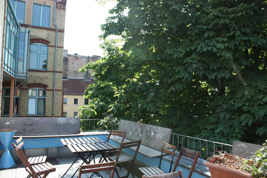 Baxpax Kreuzberg Hostel Берлін Екстер'єр фото