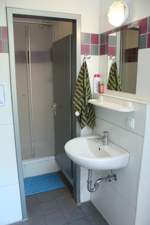 Baxpax Kreuzberg Hostel Берлін Номер фото
